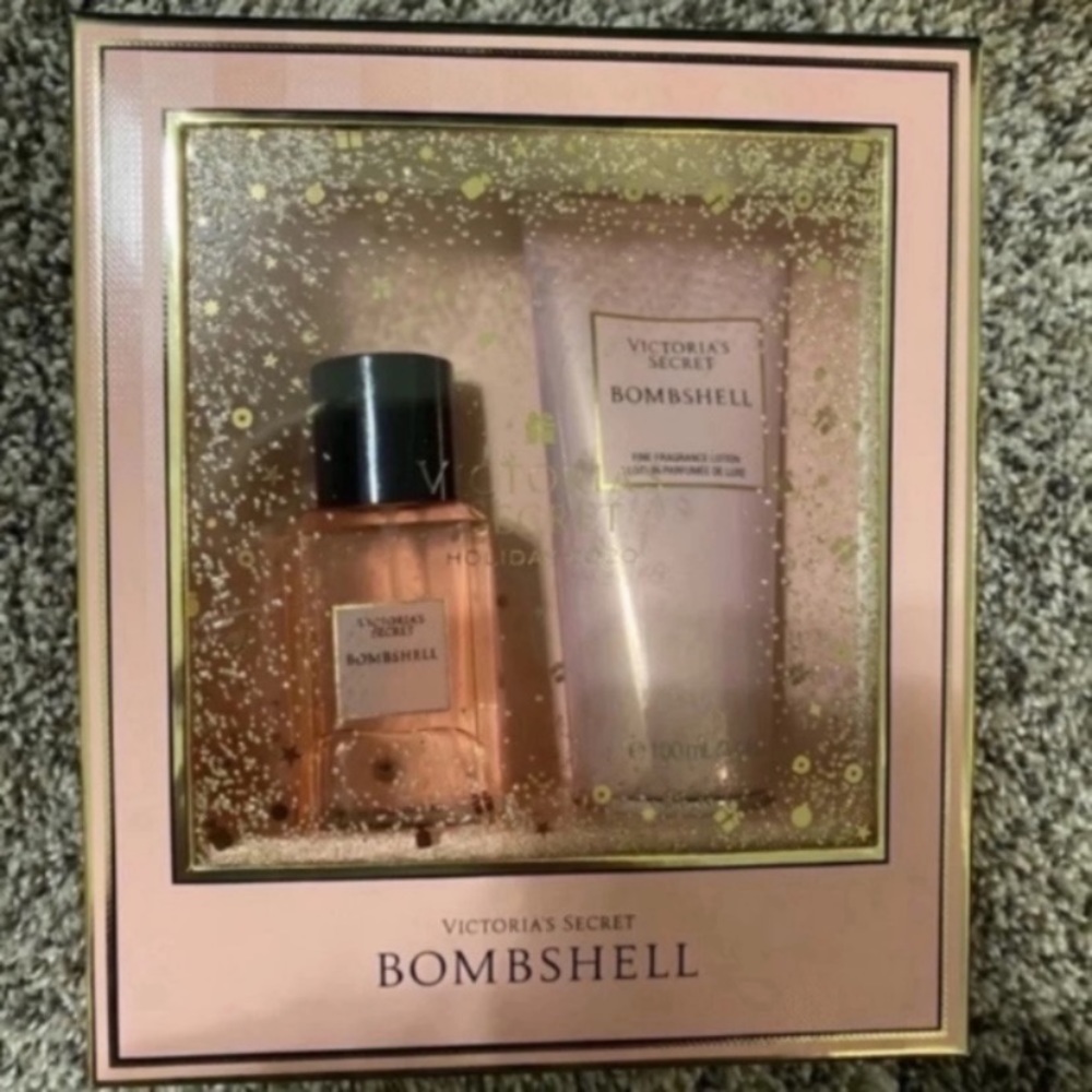 Victoria’s Secret Bombshell Fragrance Set New